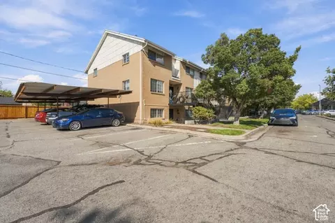 Exterior - 136 E 400 N #105, Provo, UT 84606 photo 2 of 5