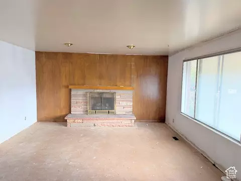 Living - 929 E Garden Dr, Millcreek, UT 84124 photo 1 of 2