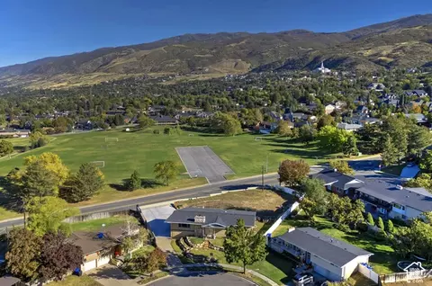 View/Area - 1059 E Arlington Way S, Bountiful, UT 84010 photo 1 of 6