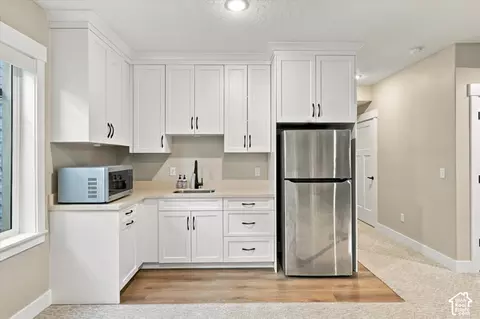 Kitchen - 1812 S Sky Loop, Provo, UT 84606 photo 4 of 4