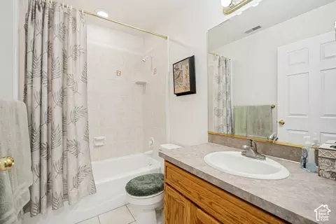 Bath - 1660 E 900 S #23, Clearfield, UT 84015 photo 3 of 3