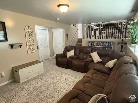 Living - 6276 S Sandwedge Cir, Murray, UT 84123 photo 5 of 5