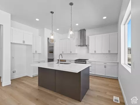 Kitchen - 18 S Crimson Way #304, Mapleton, UT 84664 photo 5 of 5