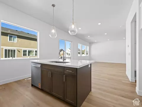 Living - 18 S Crimson Way #304, Mapleton, UT 84664 photo 6 of 7