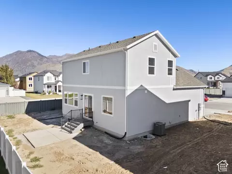 Exterior - 18 S Crimson Way #304, Mapleton, UT 84664 photo 4 of 4
