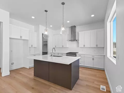 Kitchen - 18 S Crimson Way #304, Mapleton, UT 84664 photo 1 of 5