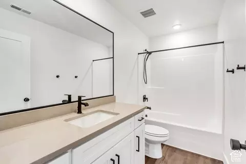 Bath - 5237 N Greenfield Way #320, Eagle Mountain, UT 84005 photo 2 of 2