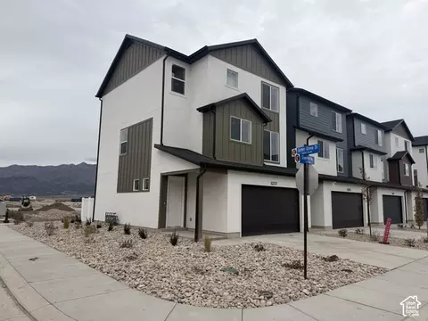 Exterior - 5237 N Greenfield Way #320, Eagle Mountain, UT 84005 photo 2 of 6