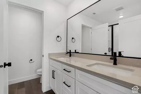 Bath - 5237 N Greenfield Way #320, Eagle Mountain, UT 84005 photo 1 of 2