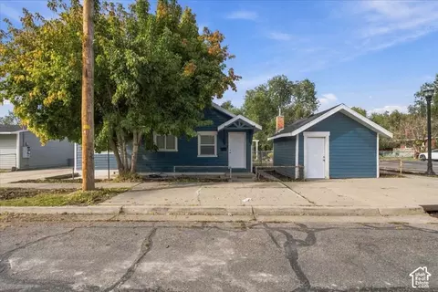1579 W Indiana Ave S, Salt Lake City, UT 84104