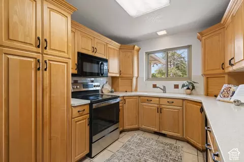 Kitchen - 8149 S Jackson St, Midvale, UT 84047 photo 2 of 4