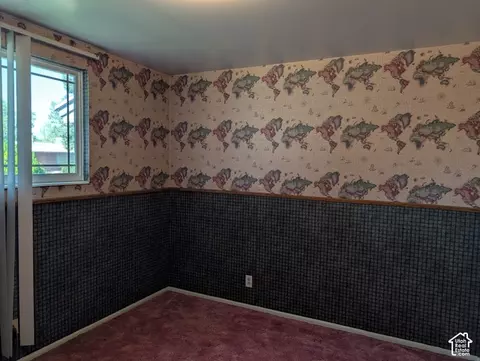 Bedroom - 256 E Tennyson Ave, Sandy, UT 84070 photo 5 of 8