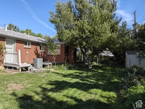 Exterior - 256 E Tennyson Ave, Sandy, UT 84070 photo 7 of 7