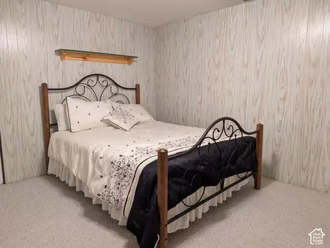 Bedroom - 256 E Tennyson Ave, Sandy, UT 84070 photo 7 of 8