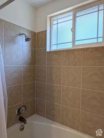 Bath - 256 E Tennyson Ave, Sandy, UT 84070 photo 4 of 5