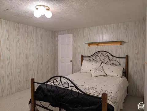Bedroom - 256 E Tennyson Ave, Sandy, UT 84070 photo 8 of 8