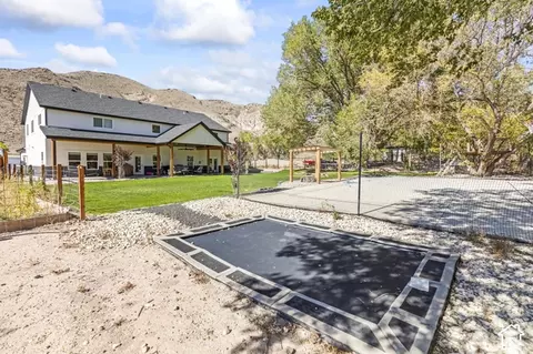 Exterior - 954 N 280 E, Elsinore, UT 84724 photo 17 of 23
