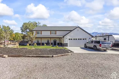 Exterior - 954 N 280 E, Elsinore, UT 84724 photo 2 of 23