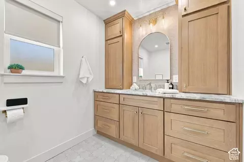 Bath - 3777 S 2300 E, Millcreek, UT 84109 photo 2 of 6