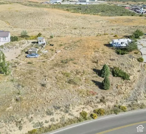 4433 E 5000 S #2, Vernal, UT 84078 photo 3