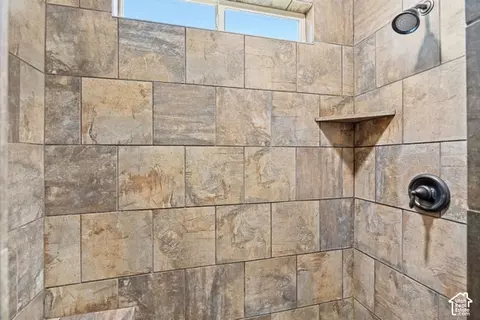 Bath - 12979 S Geronimo Cir, Riverton, UT 84096 photo 2 of 4
