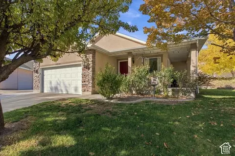 4974 W Sidewinder Cir, Riverton, UT 84096