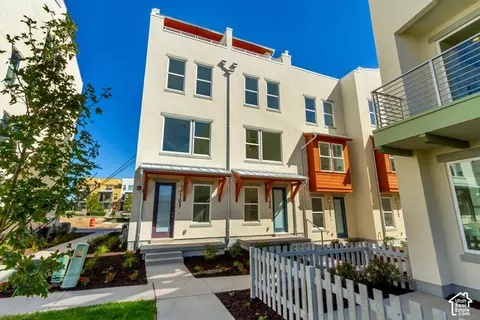11039 S Freestone Rd #129, South Jordan, UT 84009