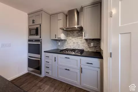 Kitchen - 3461 S Roberts Rd, Moab, UT 84532 photo 3 of 7
