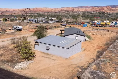 Exterior - 3461 S Roberts Rd, Moab, UT 84532 photo 7 of 7