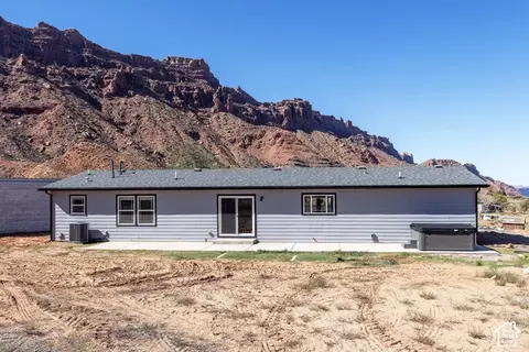 Exterior - 3461 S Roberts Rd, Moab, UT 84532 photo 4 of 7