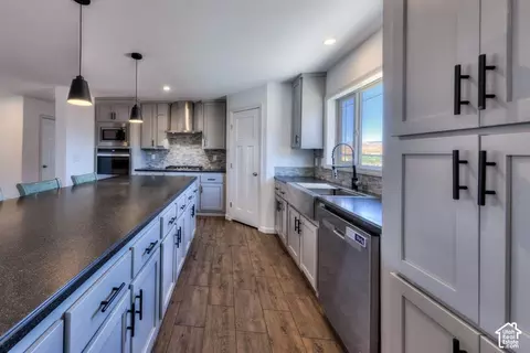 Kitchen - 3461 S Roberts Rd, Moab, UT 84532 photo 6 of 7