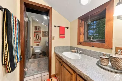 Bath - 2882 E Stewart Rd, Sundance, UT 84604 photo 2 of 4