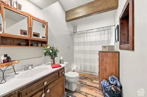 Bath - 2882 E Stewart Rd, Sundance, UT 84604 photo 3 of 4