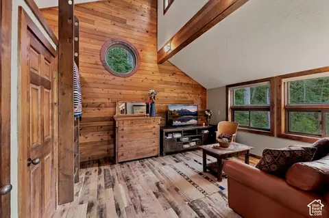 Living - 2882 E Stewart Rd, Sundance, UT 84604 photo 6 of 7