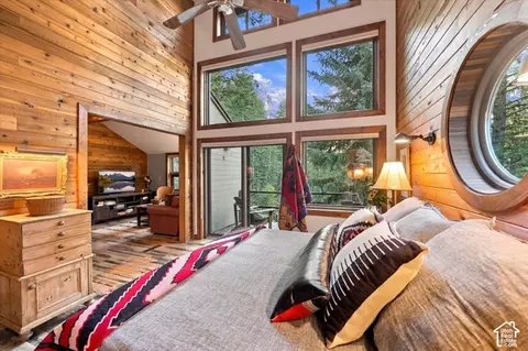 Bedroom - 2882 E Stewart Rd, Sundance, UT 84604 photo 3 of 7