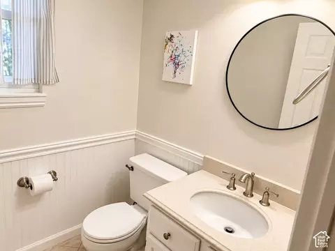 Bath - 11976 S Hidden Rd E, Sandy, UT 84092 photo 5 of 7