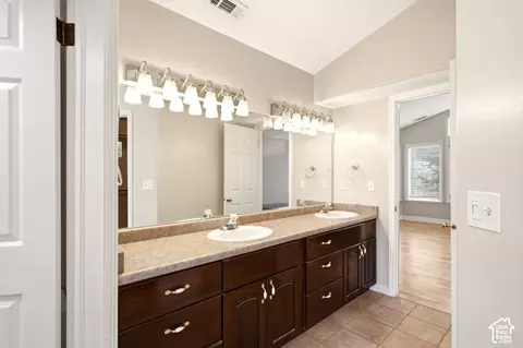 Bath - 7991 S 1925 E, South Weber, UT 84405 photo 4 of 6