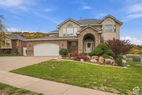 Exterior - 7991 S 1925 E, South Weber, UT 84405 photo 2 of 6