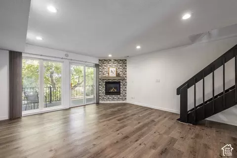Living - 5183 S Gravenstein Park, Murray, UT 84123 photo 1 of 2