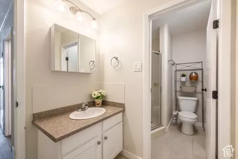 Bath - 5183 S Gravenstein Park, Murray, UT 84123 photo 1 of 3