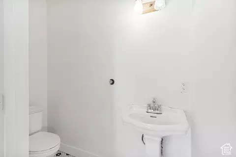 Bath - 801 E Baker Dr, Midvale, UT 84047 photo 7 of 7