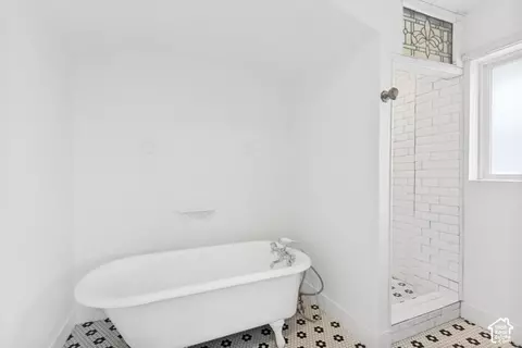 Bath - 801 E Baker Dr, Midvale, UT 84047 photo 4 of 7