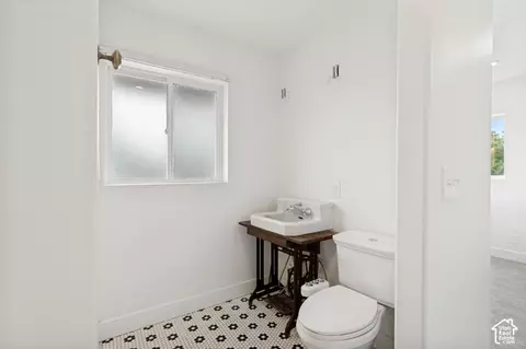 Bath - 801 E Baker Dr, Midvale, UT 84047 photo 5 of 7