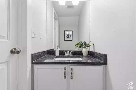 Bath - 167 E Irisfield Dr, Draper, UT 84020 photo 1 of 3