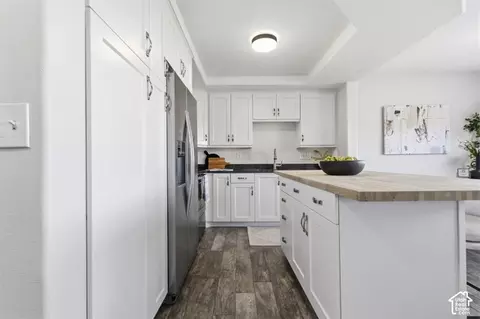 Kitchen - 167 E Irisfield Dr, Draper, UT 84020 photo 3 of 3