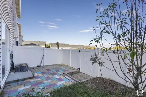 Exterior - 167 E Irisfield Dr, Draper, UT 84020 photo 4 of 6