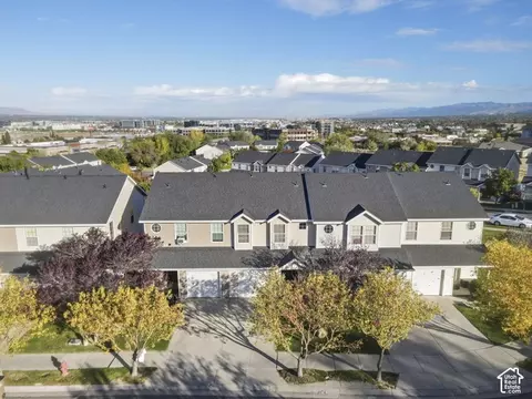 View/Area - 167 E Irisfield Dr, Draper, UT 84020 photo 4 of 7