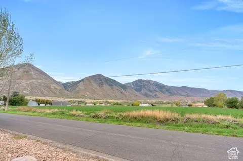 Exterior - 111 E 9800 S, Salem, UT 84653 photo 13 of 13