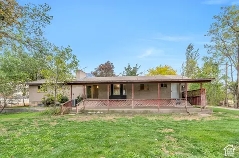 Exterior - 111 E 9800 S, Salem, UT 84653 photo 4 of 13
