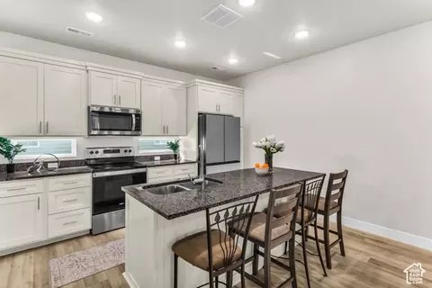 Kitchen - 653 S 450 E, Clearfield, UT 84015 photo 1 of 4